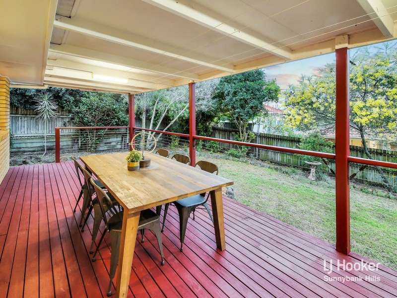 11 Boronia Close, Calamvale QLD 4116