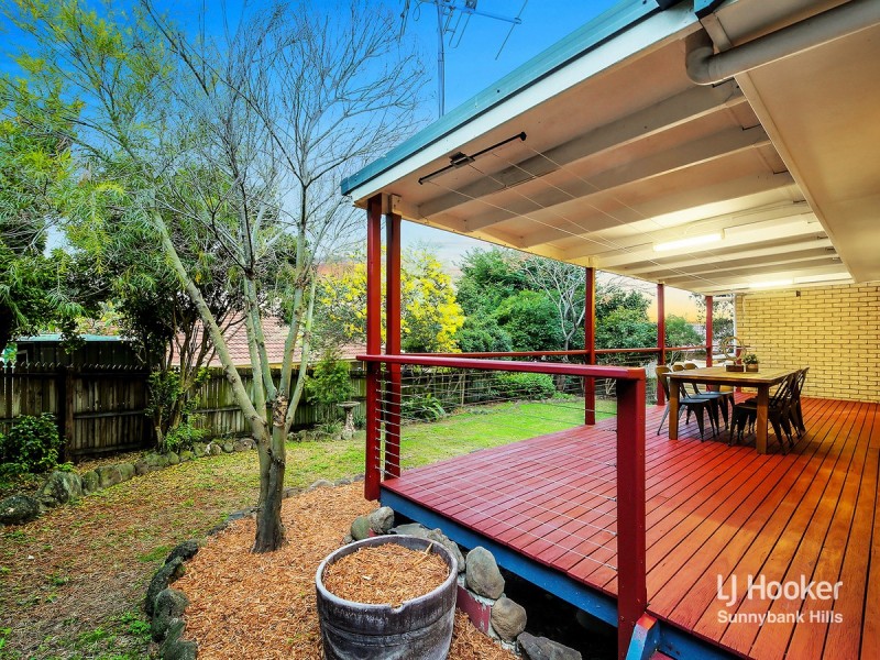 11 Boronia Close, Calamvale QLD 4116