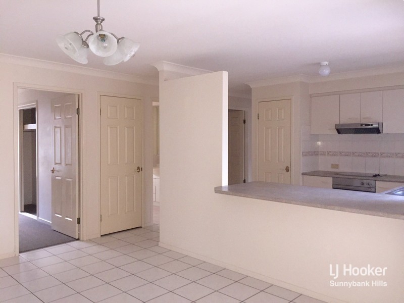 15 Emerald Place, Runcorn QLD 4113