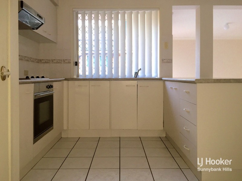 15 Emerald Place, Runcorn QLD 4113