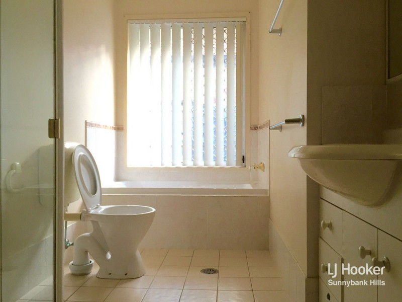 15 Emerald Place, Runcorn QLD 4113