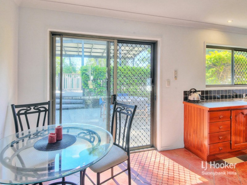 18 Antlia Street, Regents Park QLD 4118