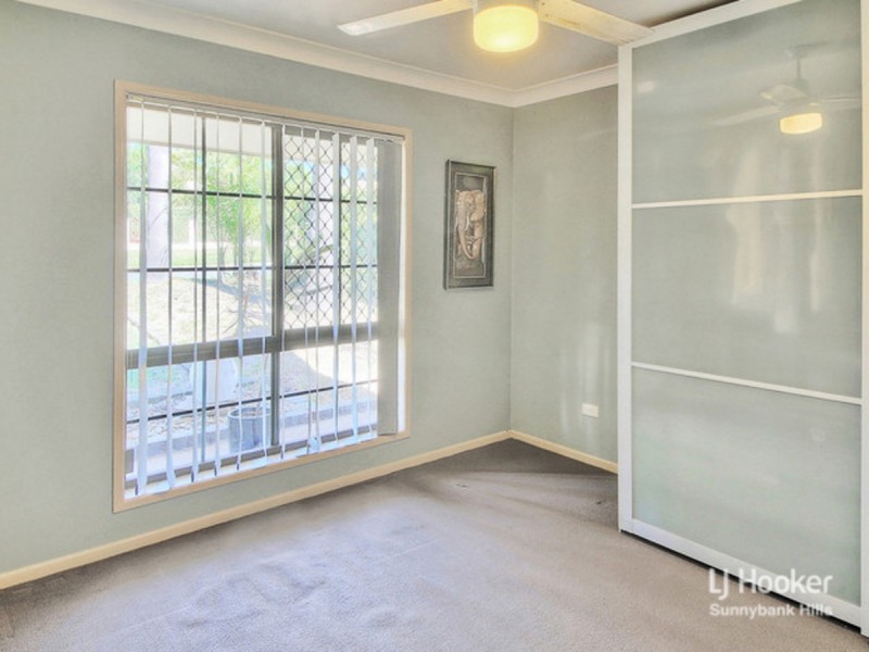 18 Antlia Street, Regents Park QLD 4118