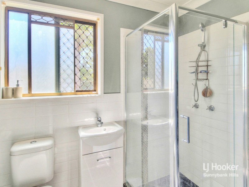 18 Antlia Street, Regents Park QLD 4118