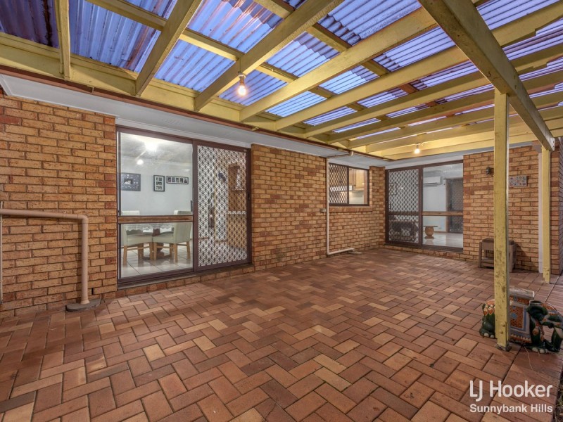 18 Coolidge Court, Stretton QLD 4116