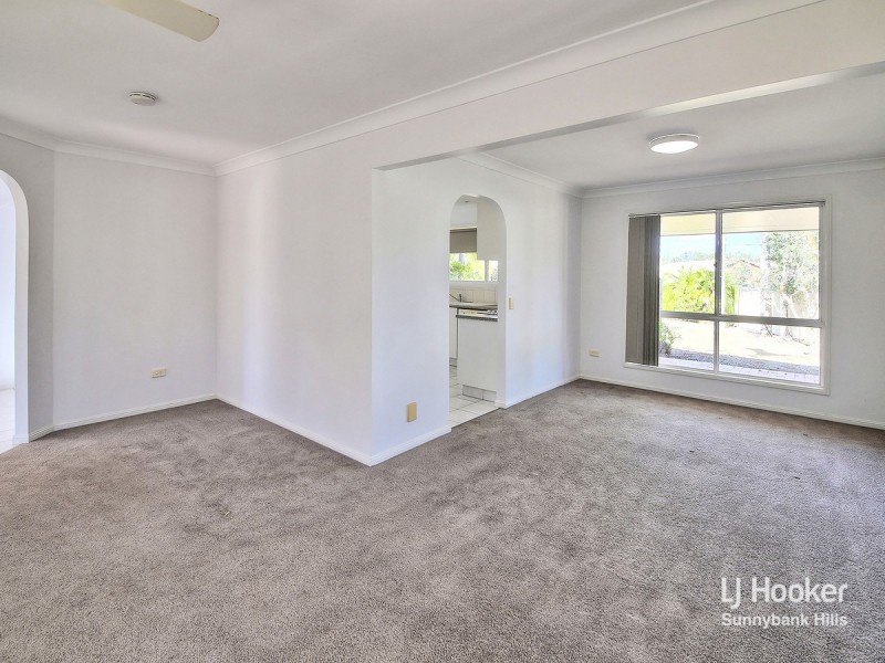11 Gulubia Place, Calamvale QLD 4116