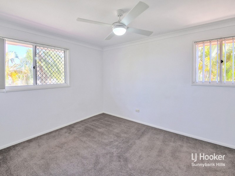 11 Gulubia Place, Calamvale QLD 4116
