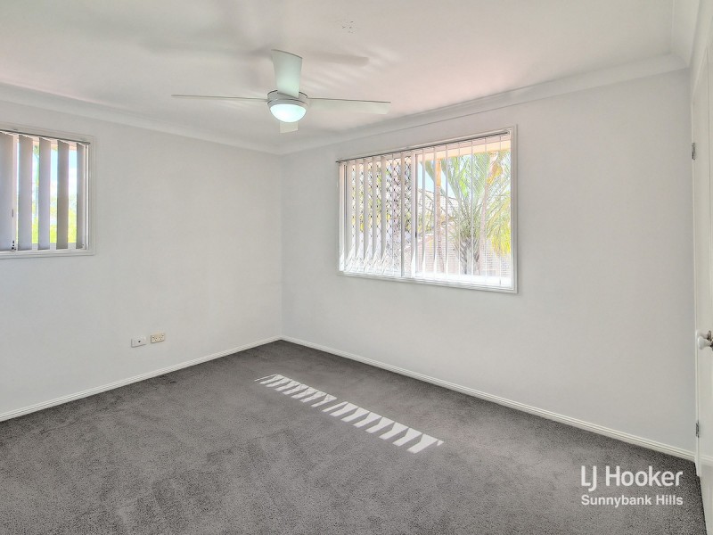 11 Gulubia Place, Calamvale QLD 4116