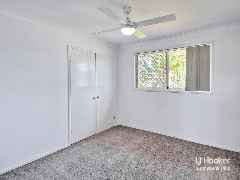 11 Gulubia Place, Calamvale QLD 4116