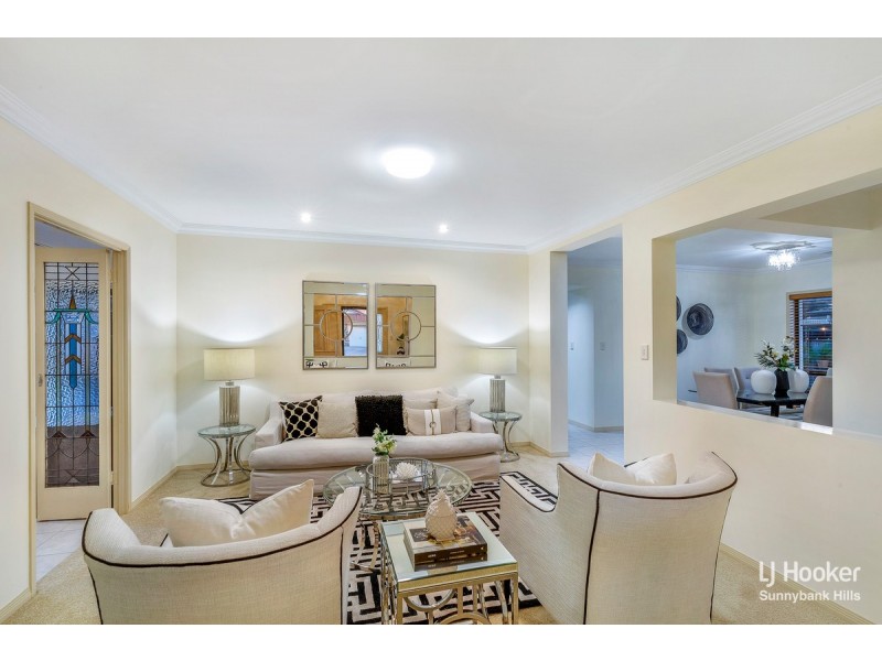 90 Ulinga Crescent, Parkinson QLD 4115