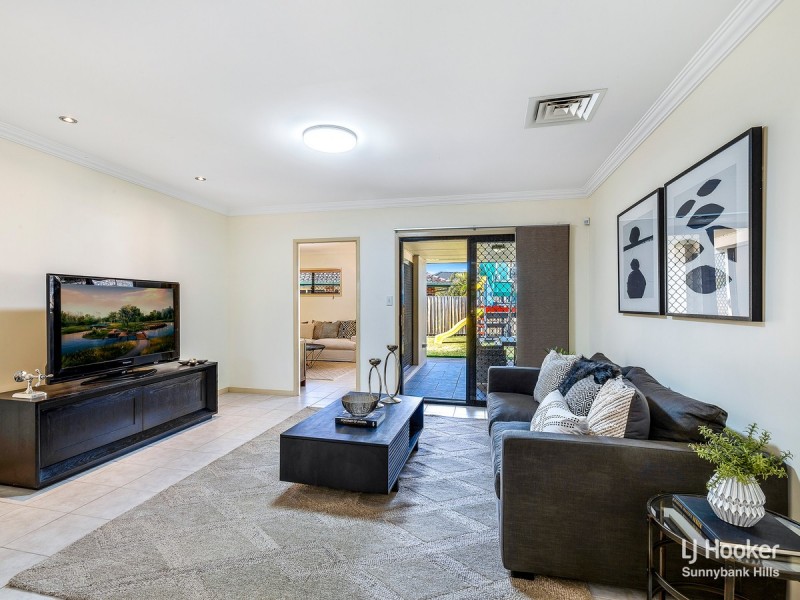 90 Ulinga Crescent, Parkinson QLD 4115