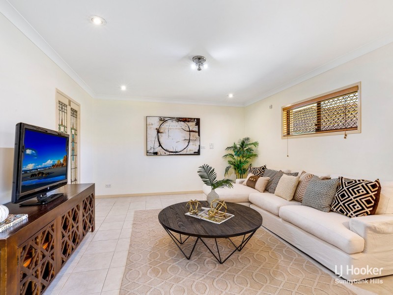 90 Ulinga Crescent, Parkinson QLD 4115