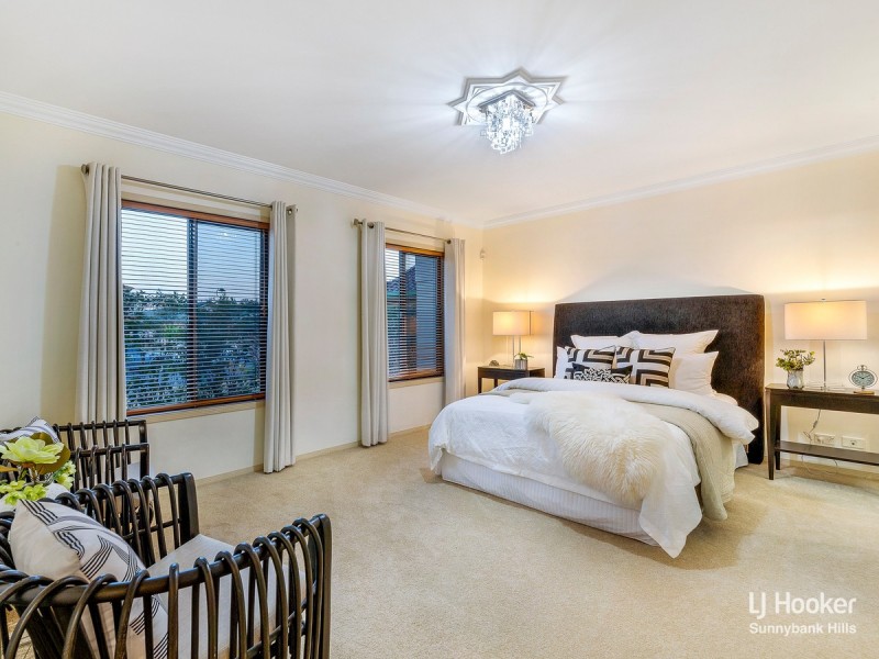 90 Ulinga Crescent, Parkinson QLD 4115