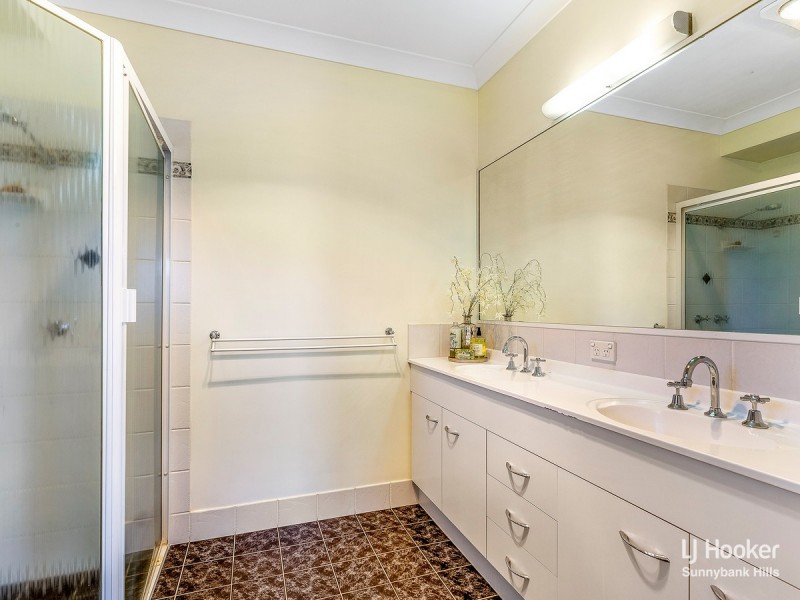 90 Ulinga Crescent, Parkinson QLD 4115