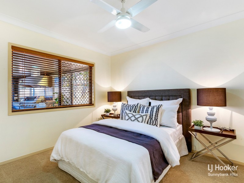 90 Ulinga Crescent, Parkinson QLD 4115