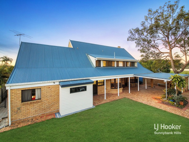 16 Orpheus Street, Robertson QLD 4109