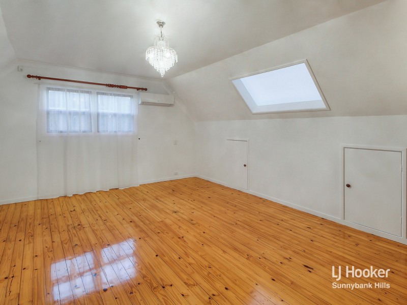 16 Orpheus Street, Robertson QLD 4109