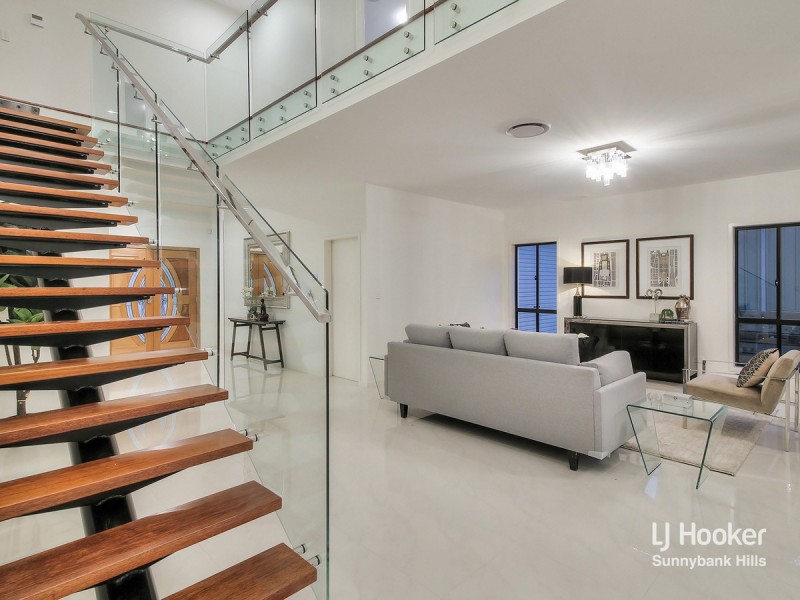 10 Chalmers Place, Sunnybank QLD 4109