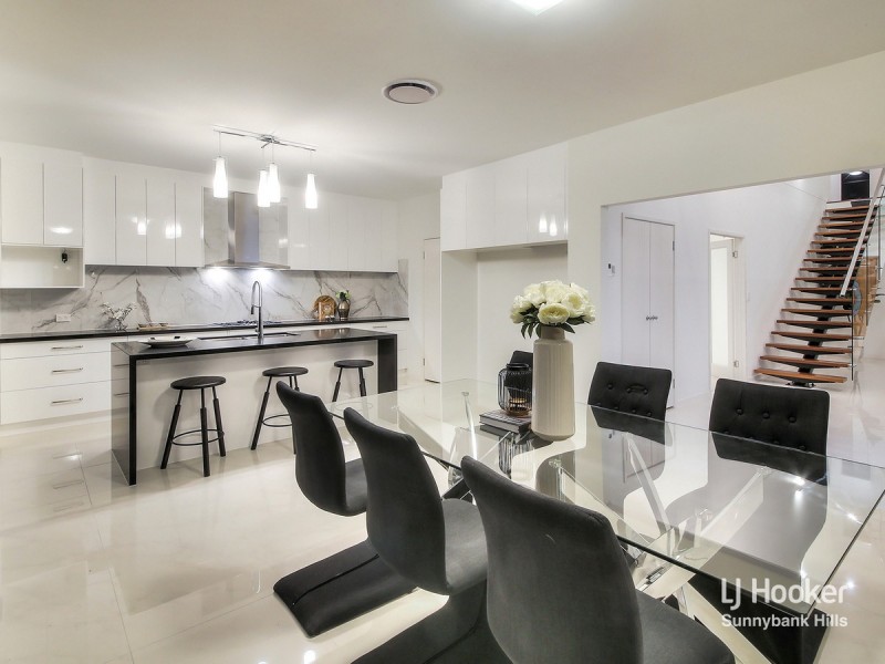 10 Chalmers Place, Sunnybank QLD 4109