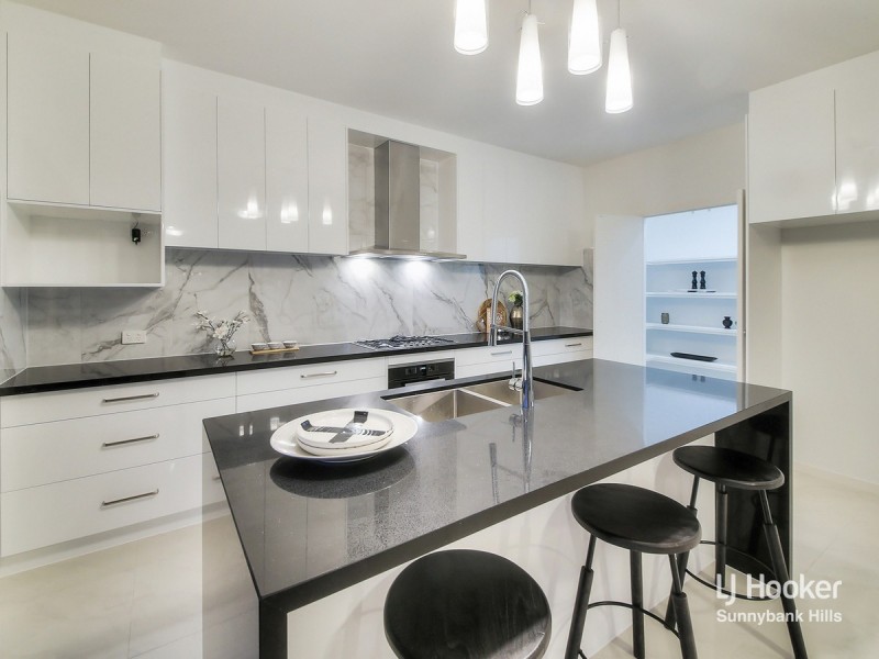 10 Chalmers Place, Sunnybank QLD 4109