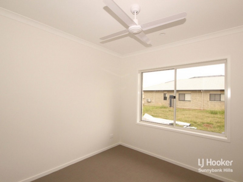 16 Parkway Street, Kuraby QLD 4112