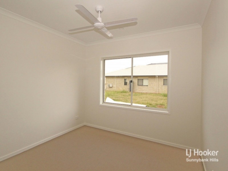 16 Parkway Street, Kuraby QLD 4112