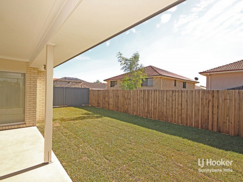 16 Parkway Street, Kuraby QLD 4112