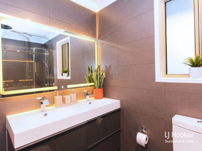 33 Lewis Place, Calamvale QLD 4116