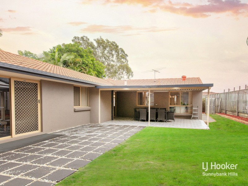 33 Lewis Place, Calamvale QLD 4116