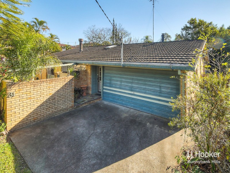 31 Jonathan Street, Macgregor QLD 4109