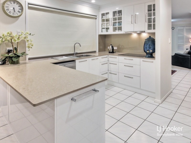 4 Allara Place, Eight Mile Plains QLD 4113