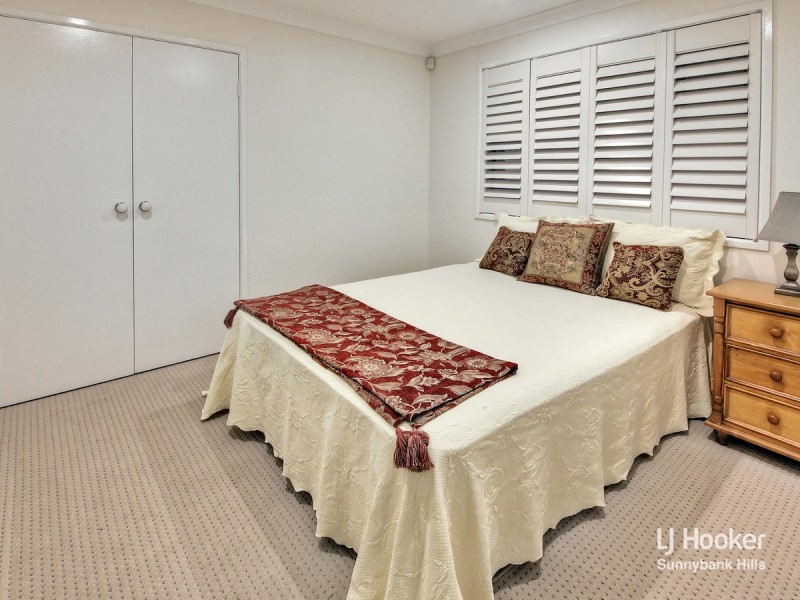 4 Allara Place, Eight Mile Plains QLD 4113