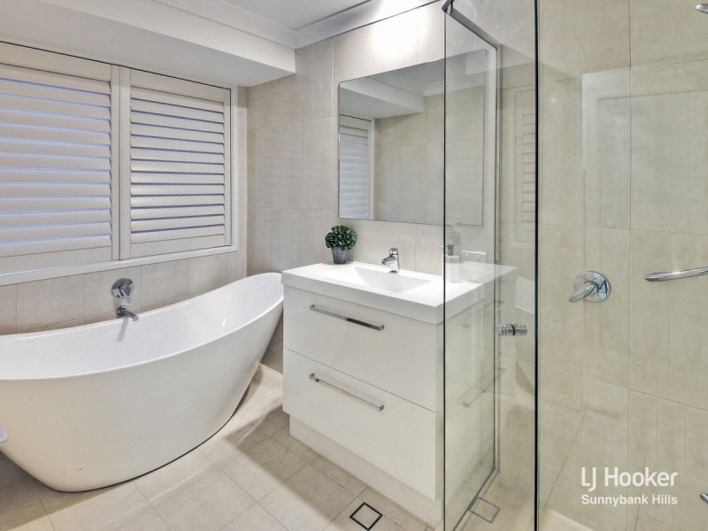 4 Allara Place, Eight Mile Plains QLD 4113