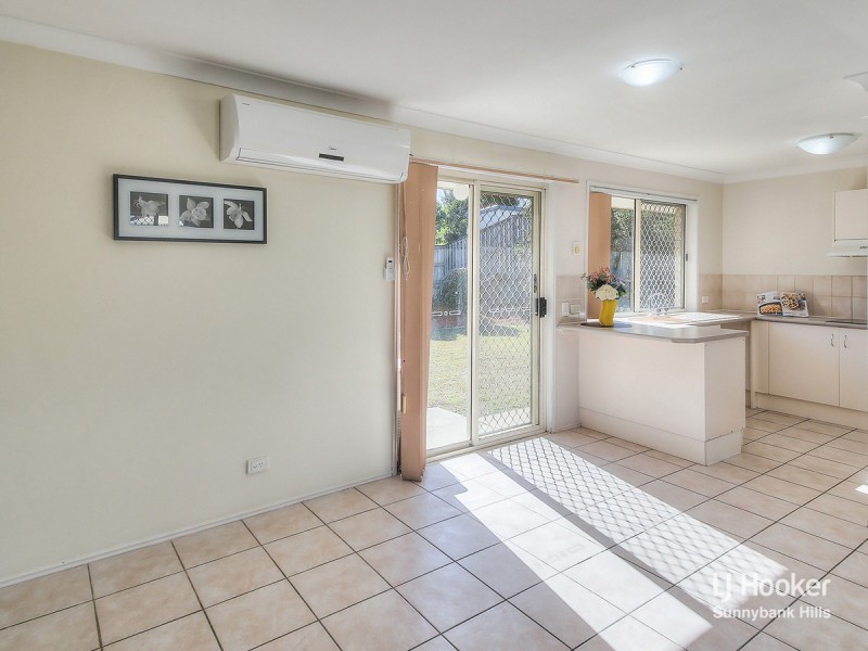 30 Lewis Place, Calamvale QLD 4116