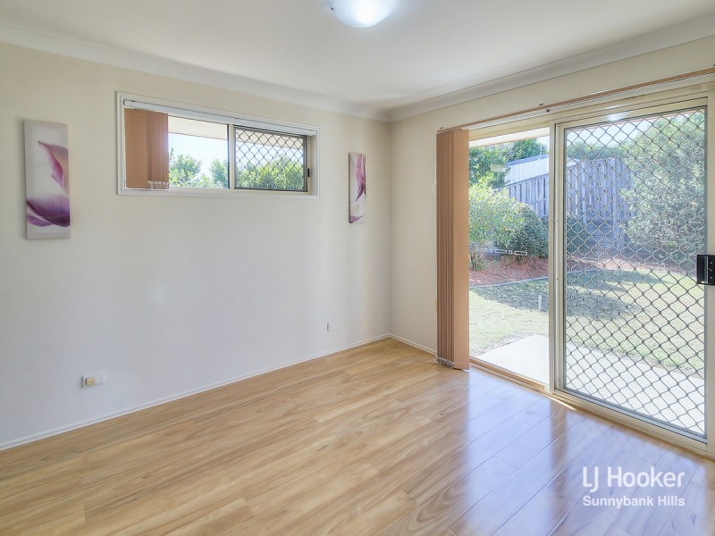 30 Lewis Place, Calamvale QLD 4116