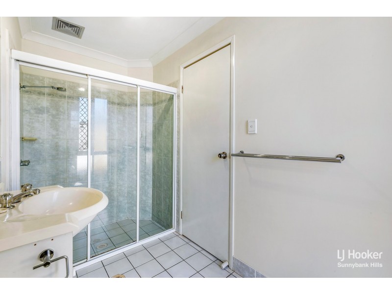 81 Hamish Street, Calamvale QLD 4116