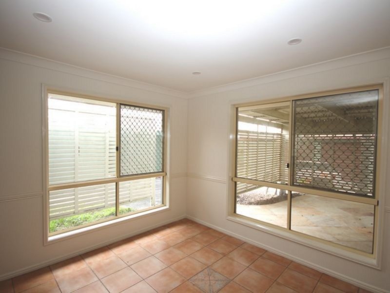 388-400 Green Road, Crestmead QLD 4132