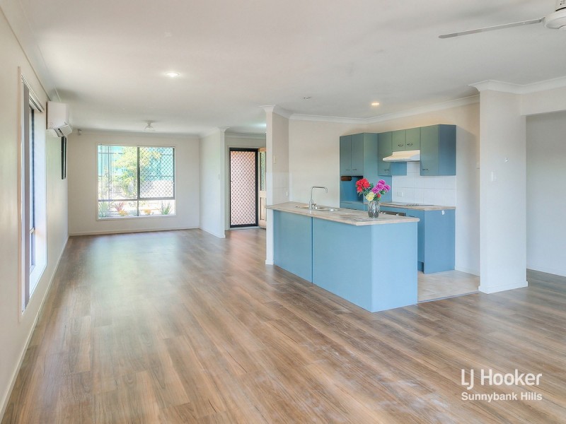 37 Robinson Crescent, Runcorn QLD 4113