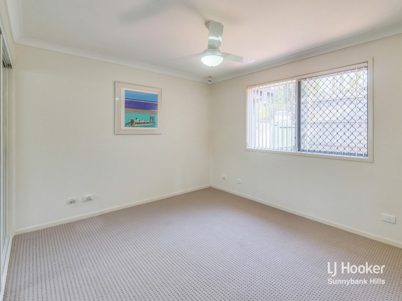 37 Robinson Crescent, Runcorn QLD 4113