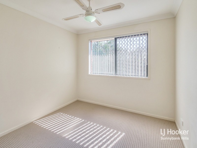 37 Robinson Crescent, Runcorn QLD 4113