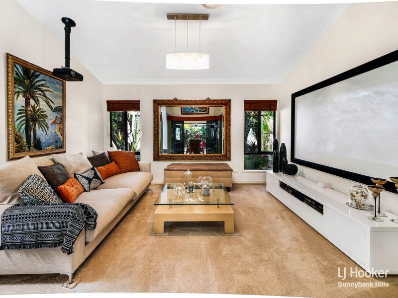 5 Preston Court, Calamvale QLD 4116