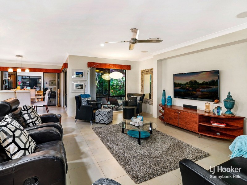 5 Preston Court, Calamvale QLD 4116