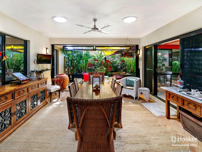 5 Preston Court, Calamvale QLD 4116