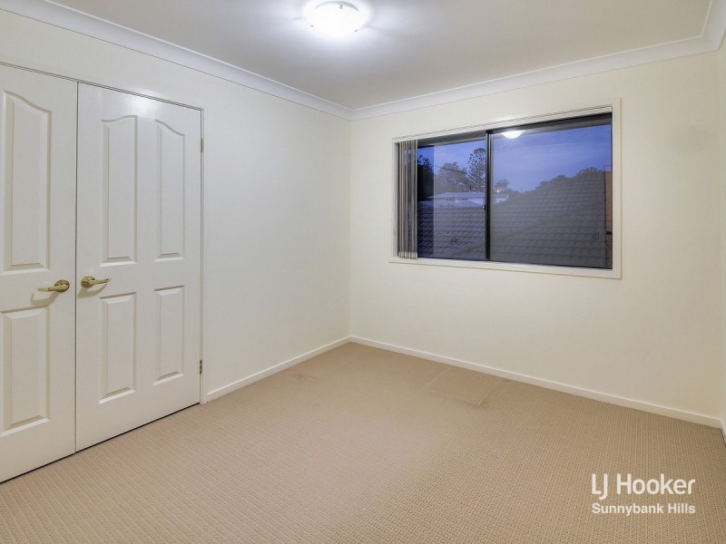 8 Alfred Circuit, Calamvale QLD 4116