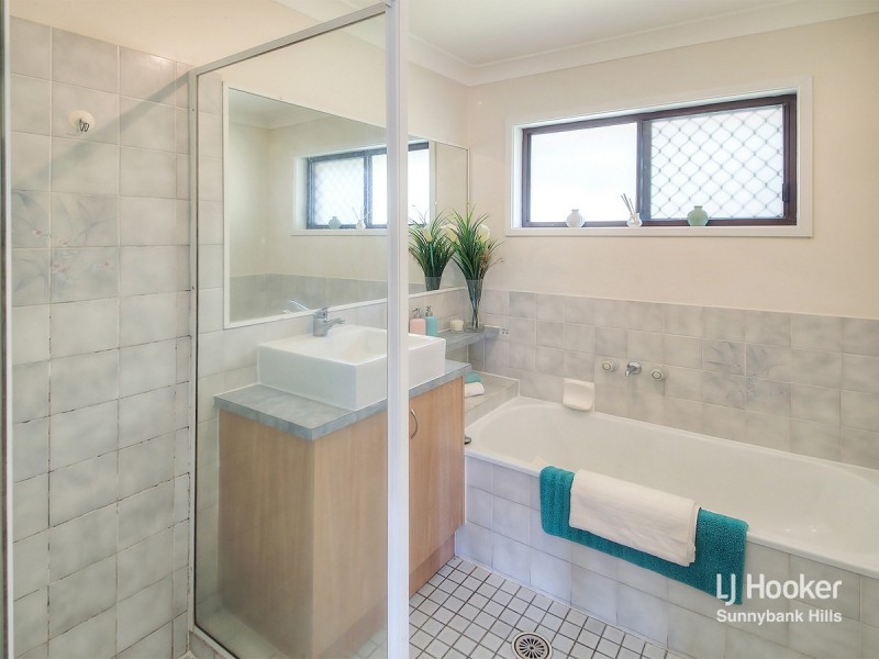 23a Statesman Crescent, Sunnybank Hills QLD 4109