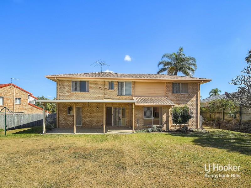 8 Parklands Street, Calamvale QLD 4116