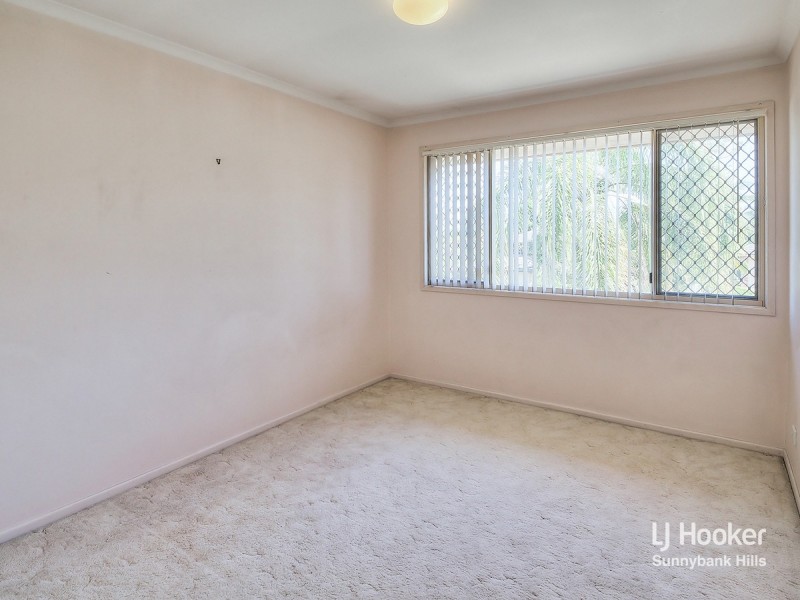 8 Parklands Street, Calamvale QLD 4116