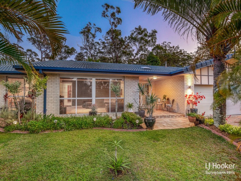 14 Cleveland Place, Stretton QLD 4116