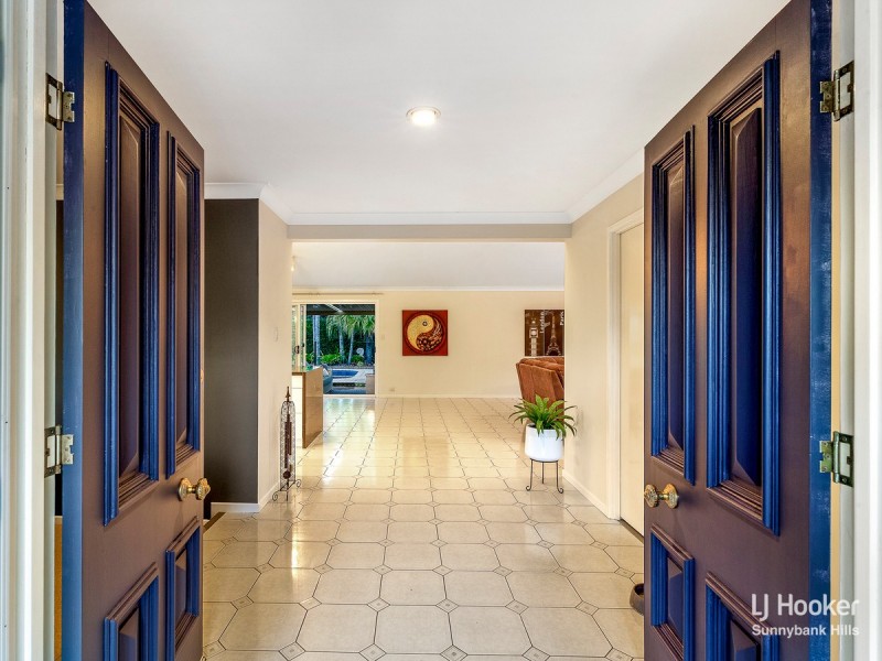 14 Cleveland Place, Stretton QLD 4116