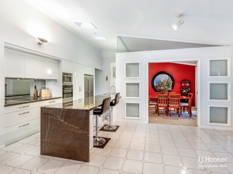 14 Cleveland Place, Stretton QLD 4116